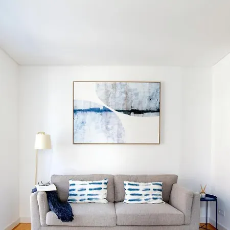 Blue By The River 1 - Elegant Two-bedroom In Santos Lisbona
