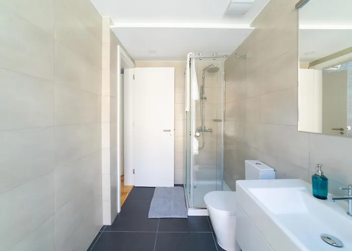 Blue By The River 1 - Elegant Two-bedroom In Santos *